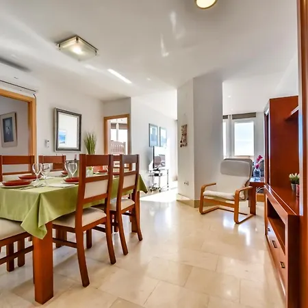 Guzman - Tramontana Apartament