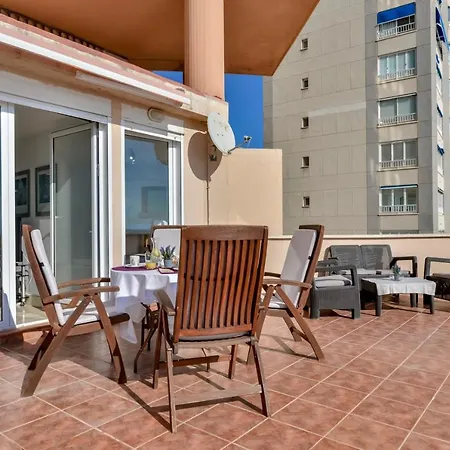 Guzman - Tramontana Apartament *